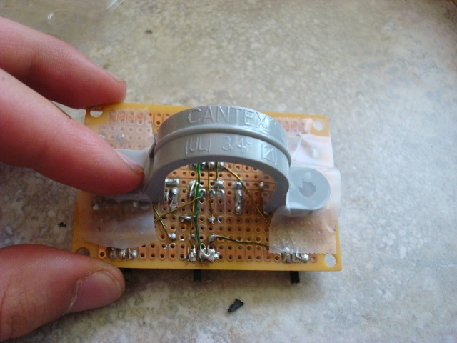 A picture of the perfboard version's back.